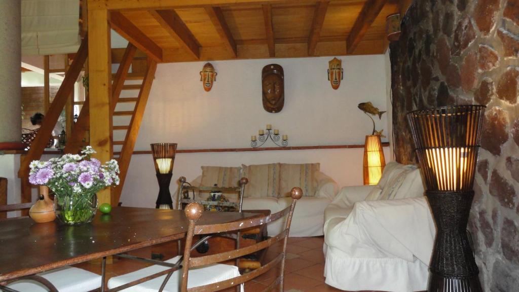 Casa D'Lobo Hotel Boutique Malinalco Exterior photo